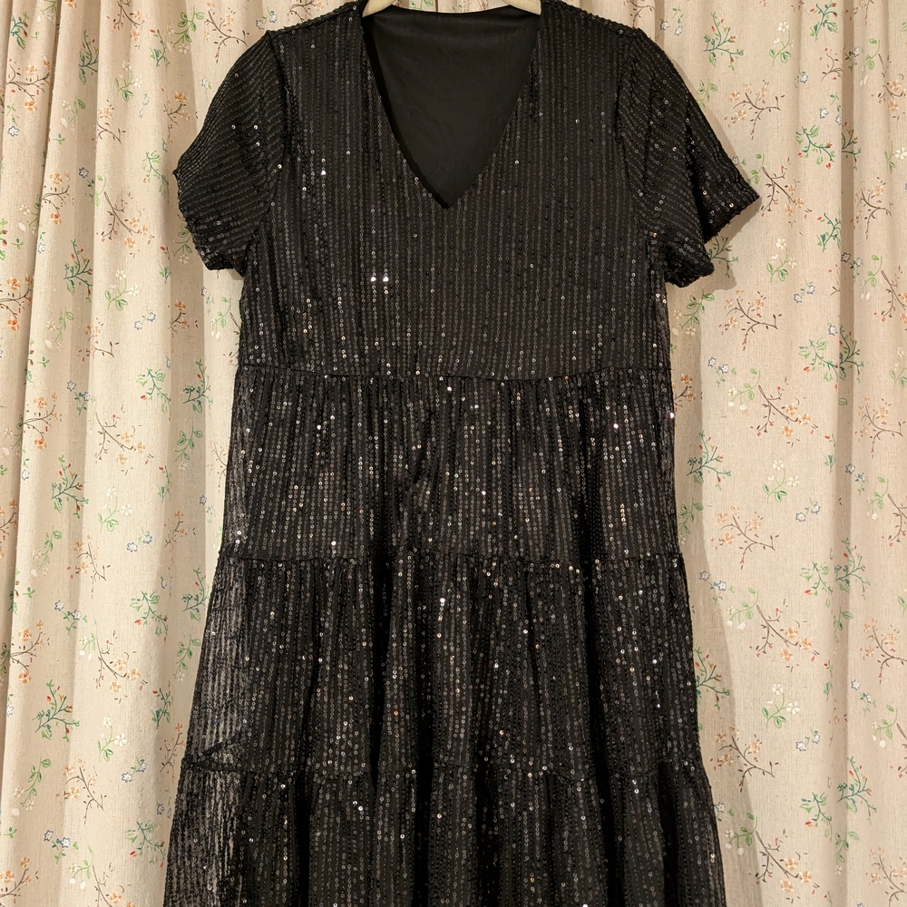 NWT Cupshe Black Sequin Dress, Size Small